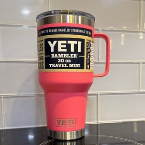 YETI Rambler 30 oz Mug - Coral